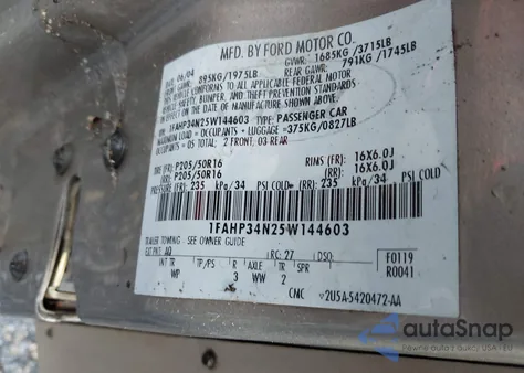 2005 Ford Focus Zx4 из США, поврежденный, VIN 1FAHP34N25W144603